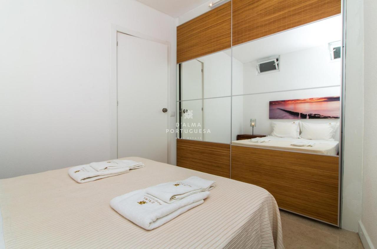 Apartment Aveiros Beach- D'Alma Amado アルブフェイラ エクステリア 写真